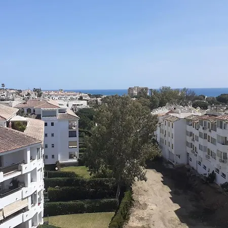 Apartamento- Atico En Mijas Costa , Con Piscina. Διαμέρισμα *