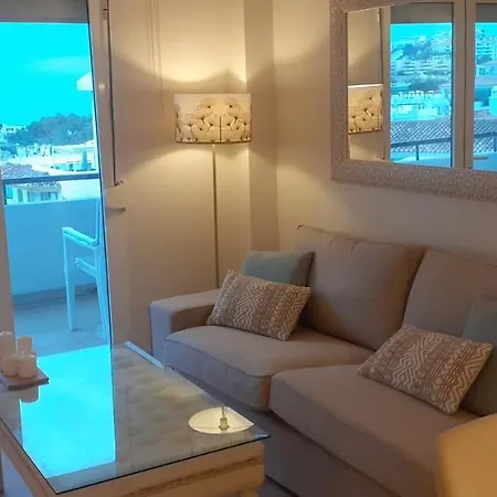 Apartamento- Atico En Mijas Costa , Con Piscina. Διαμέρισμα *